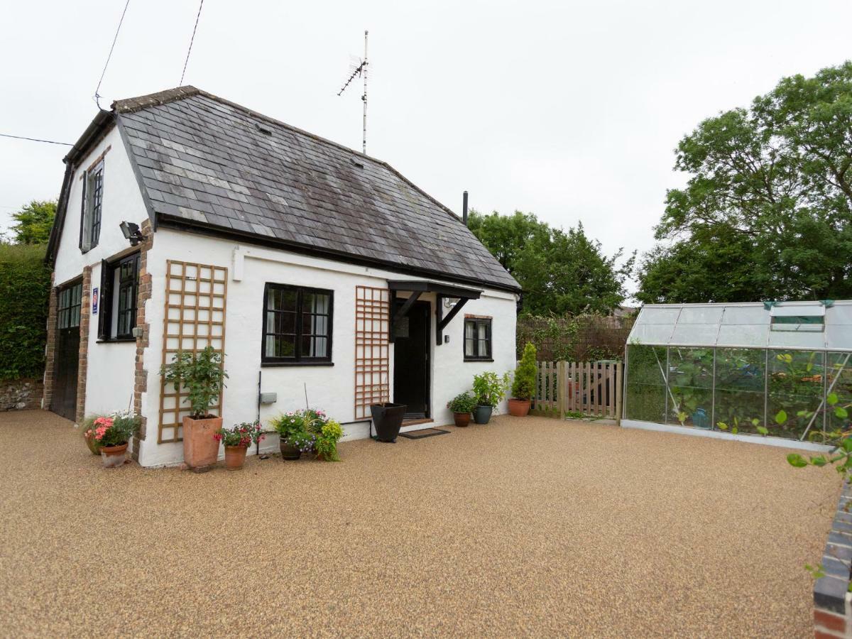 Little England Cottage Milborne Saint Andrew 외부 사진